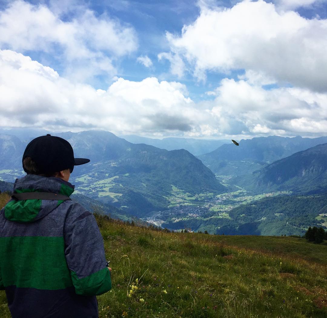 So it turns out that R/C slope soaring in the French Alps is every bit as awesome as it sounds