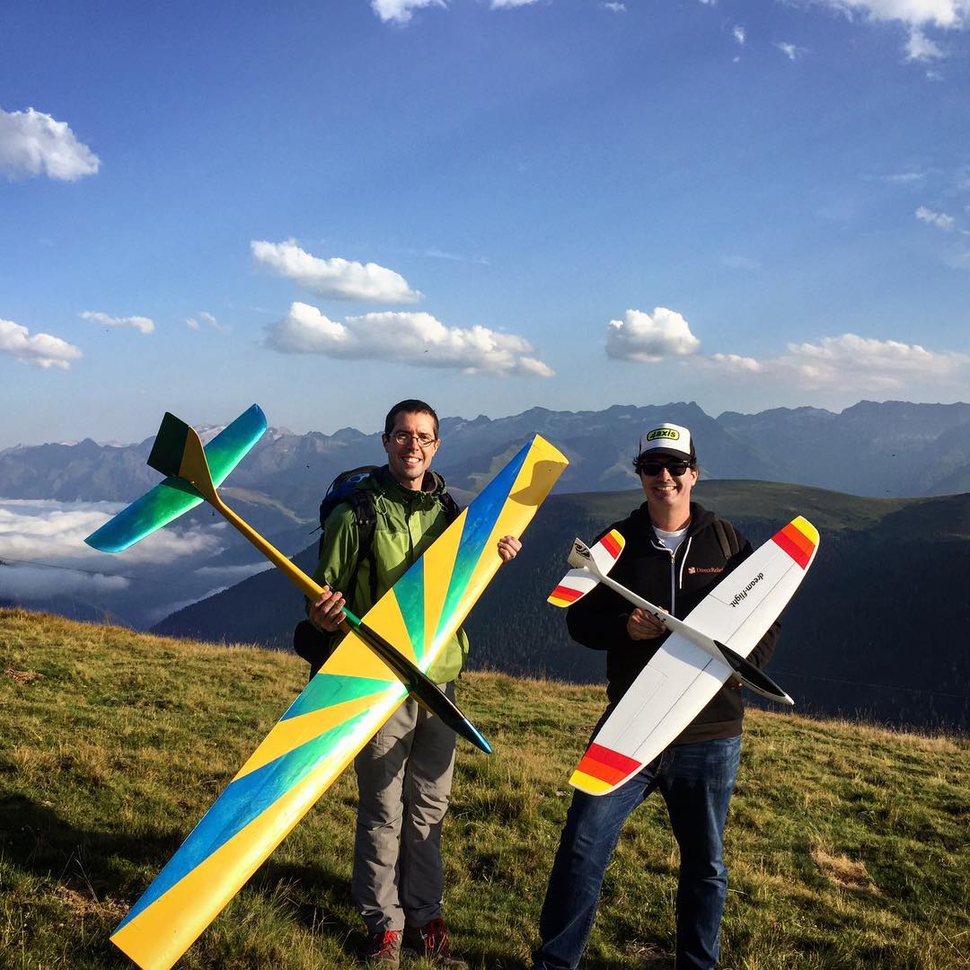 Another life goal achieved… flying with Stéphane Combet in the Pyrenees. He is a fantastic pilot and a really great guy. We had a literal blast in strong 30mph+ conditions at Port de Balès.