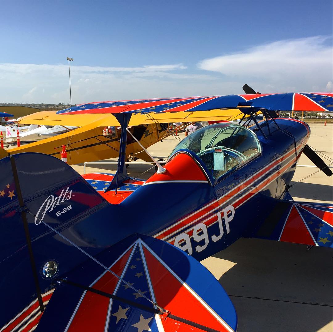 Two of my favorite planes: Pitts S2B and Piper J3. Camarillo airshow 2017