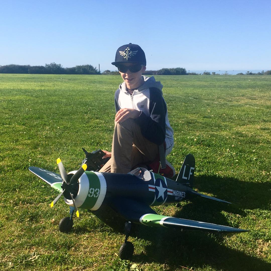 Maiden flight of the E-Flite Corsair! Great flying plane.