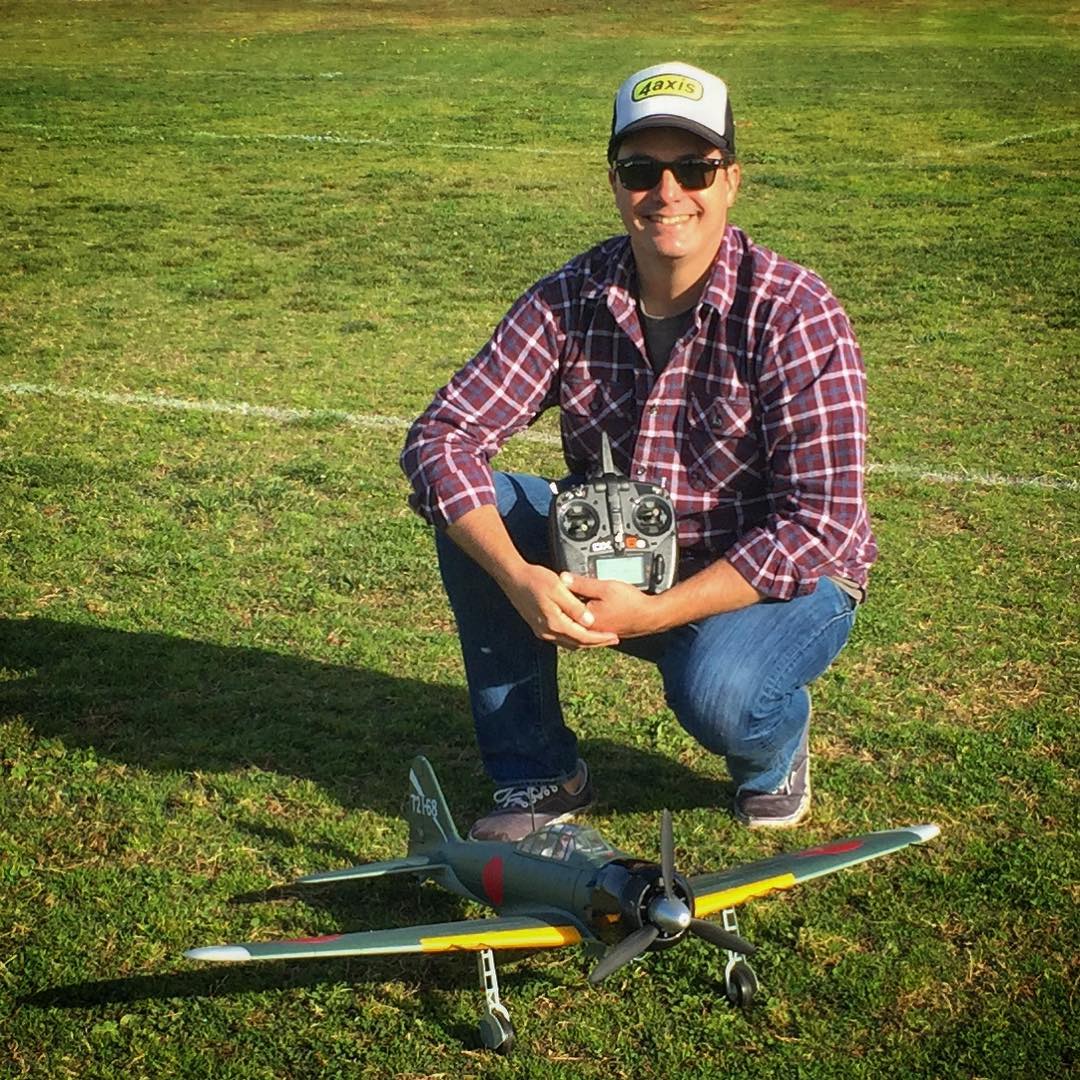 Life goal achieved: A6M5 Zero, my first true (powered) warbird model. Flies awesome! 1100mm by FMS.