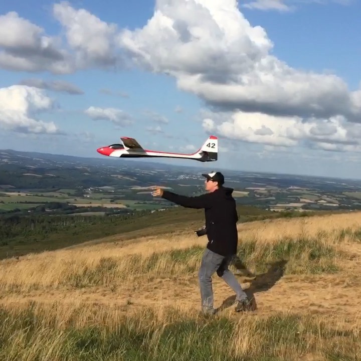 Quick clip of my first flight with the Excalibur