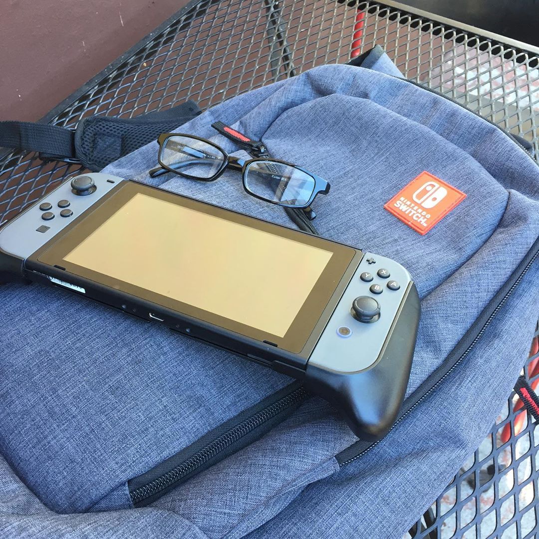 Kids, someday you too will need readers to play portable systems. It’s all part of that #geezergamer vibe.